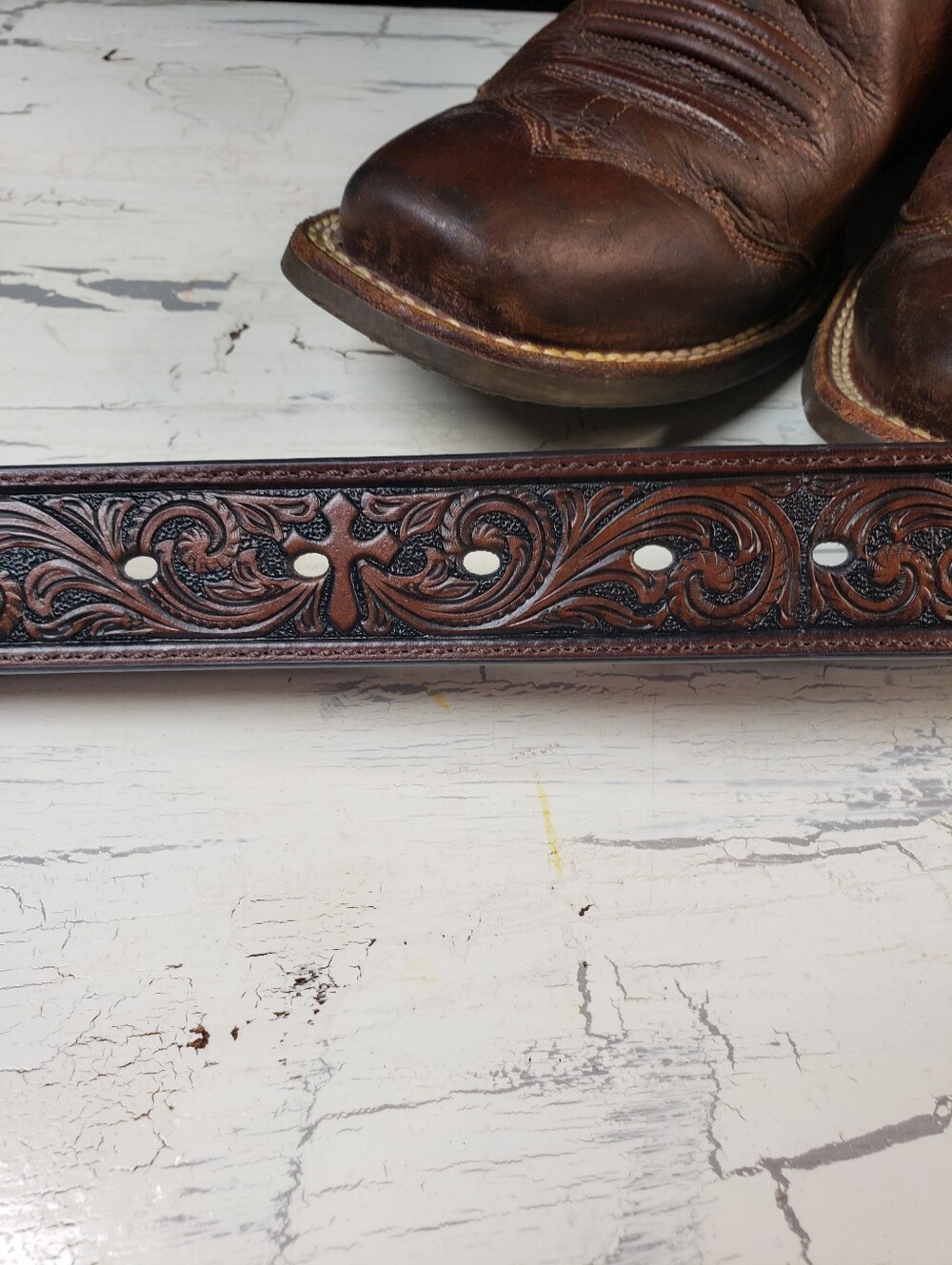 Blazin' Roxx/ Nocona Turquoise Stone Cross Cowboy Belt in size 28 - Picture 9 of 13